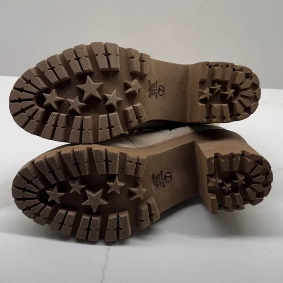 Soda Cream Lace-Up Ankle Boots - Picture 6 of 6